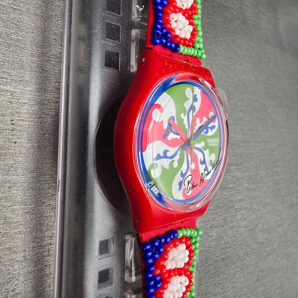 Swatch Special Despite Watch Men 34mm Green Dial Red Case GZ142 New Battery NOS5