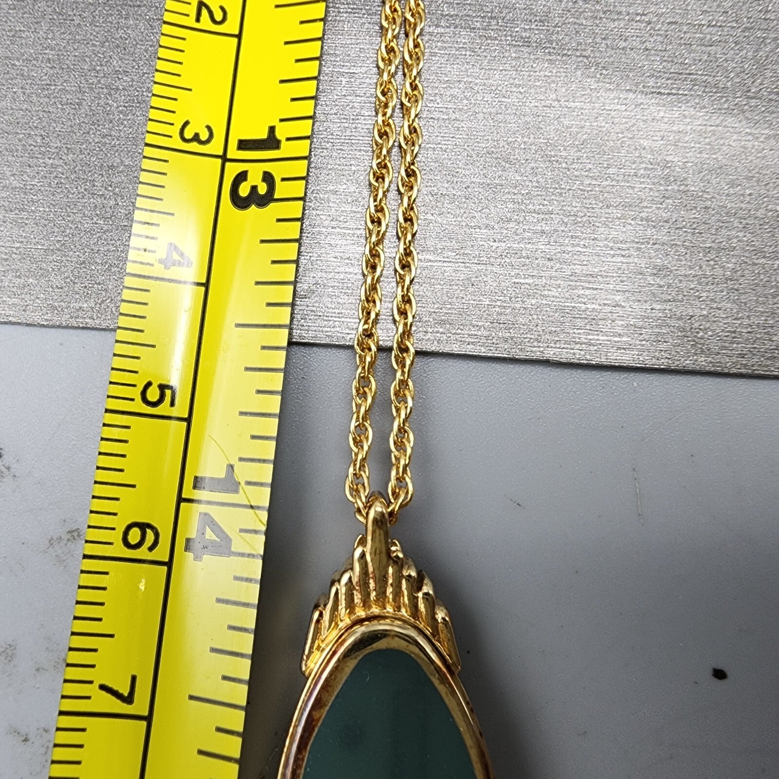 Seiko Necklace Watch Women 15mm Champagne Dial Gold Tone 13205520 New Battery12