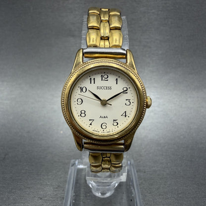 Seiko Alba Success Watch Women 25mm  White Dial Gold Tone V7011720 New Battery0