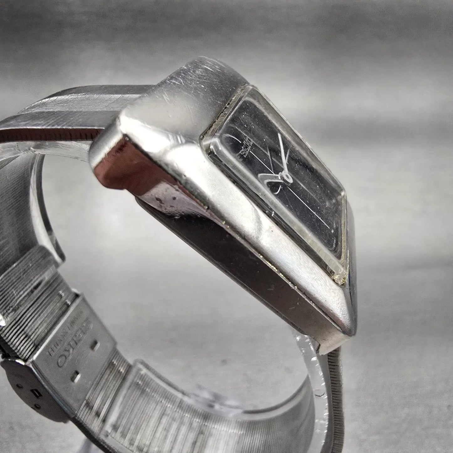 Seiko Watch Men 29mm Black Dial Silver Tone Manual Wind 11-4250 Works Vintage3