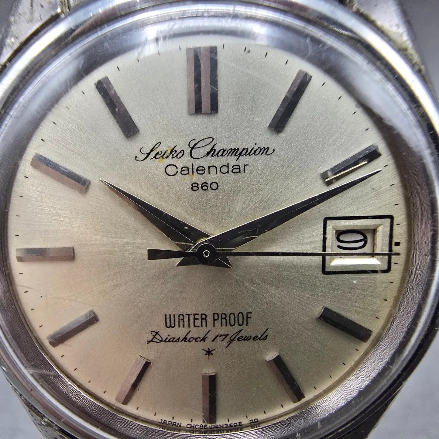 Seiko Champion Calendar Watch Men 36mm Silver Dial Silver Tone Date 86898 PARTS2
