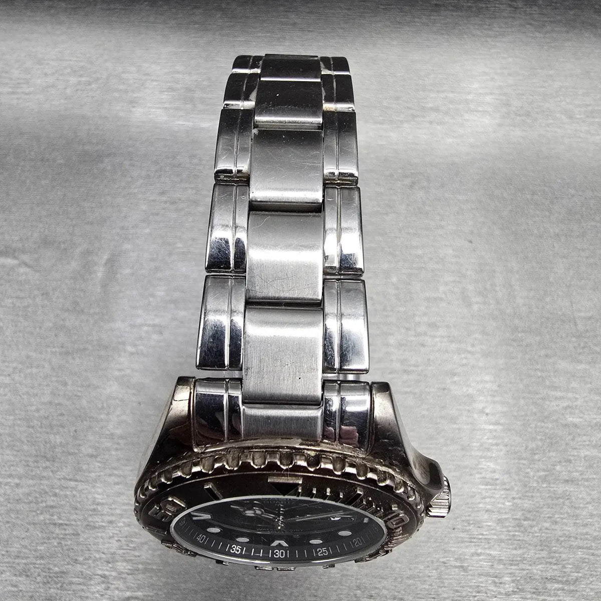 Casio Diver Watch Men 40mm Black Dial Silver Tone Daydate MTD-1017 New Battery4