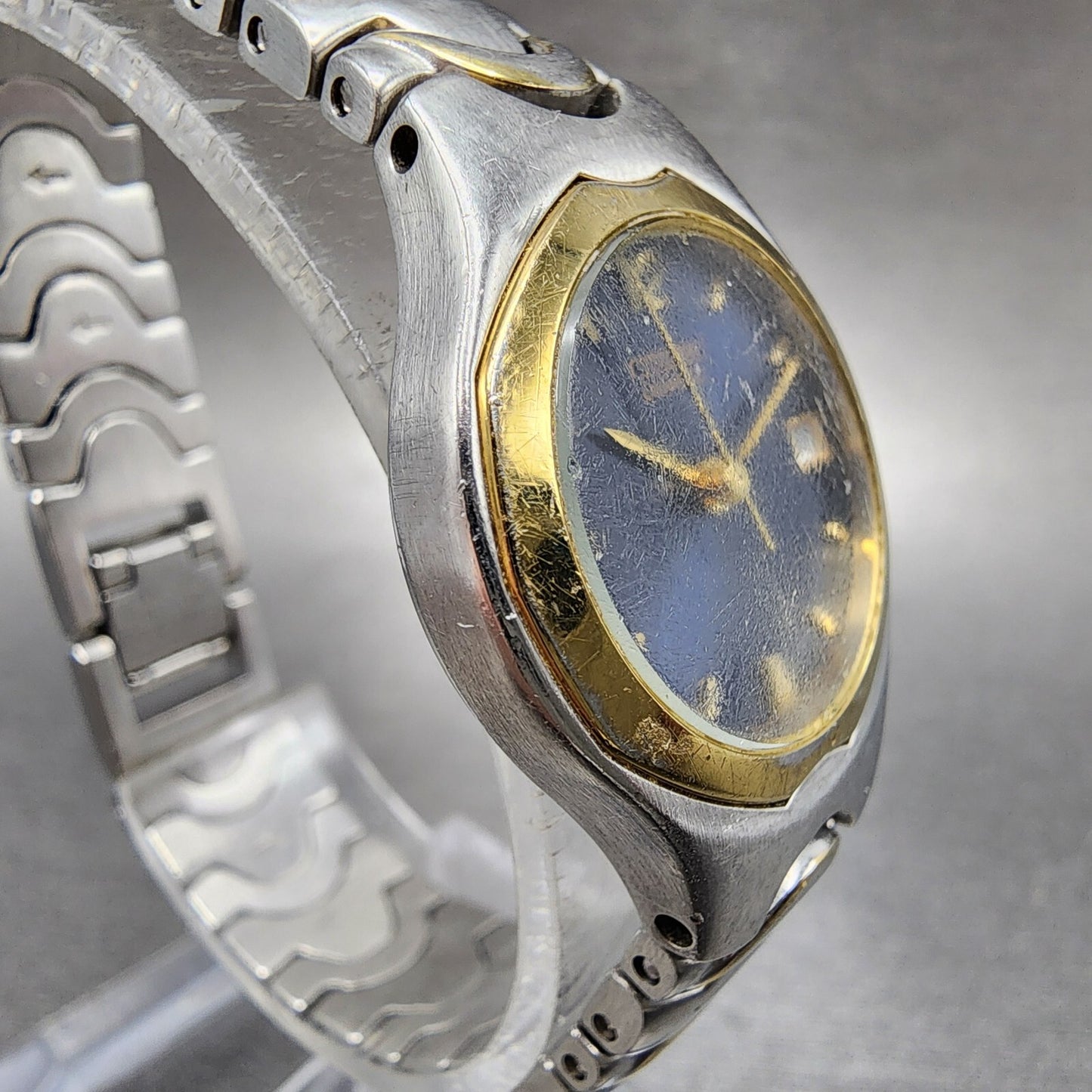 Citizen Watch Women 25mm Blue Dial Two Tone Date Round 1012S76183 New Battery3