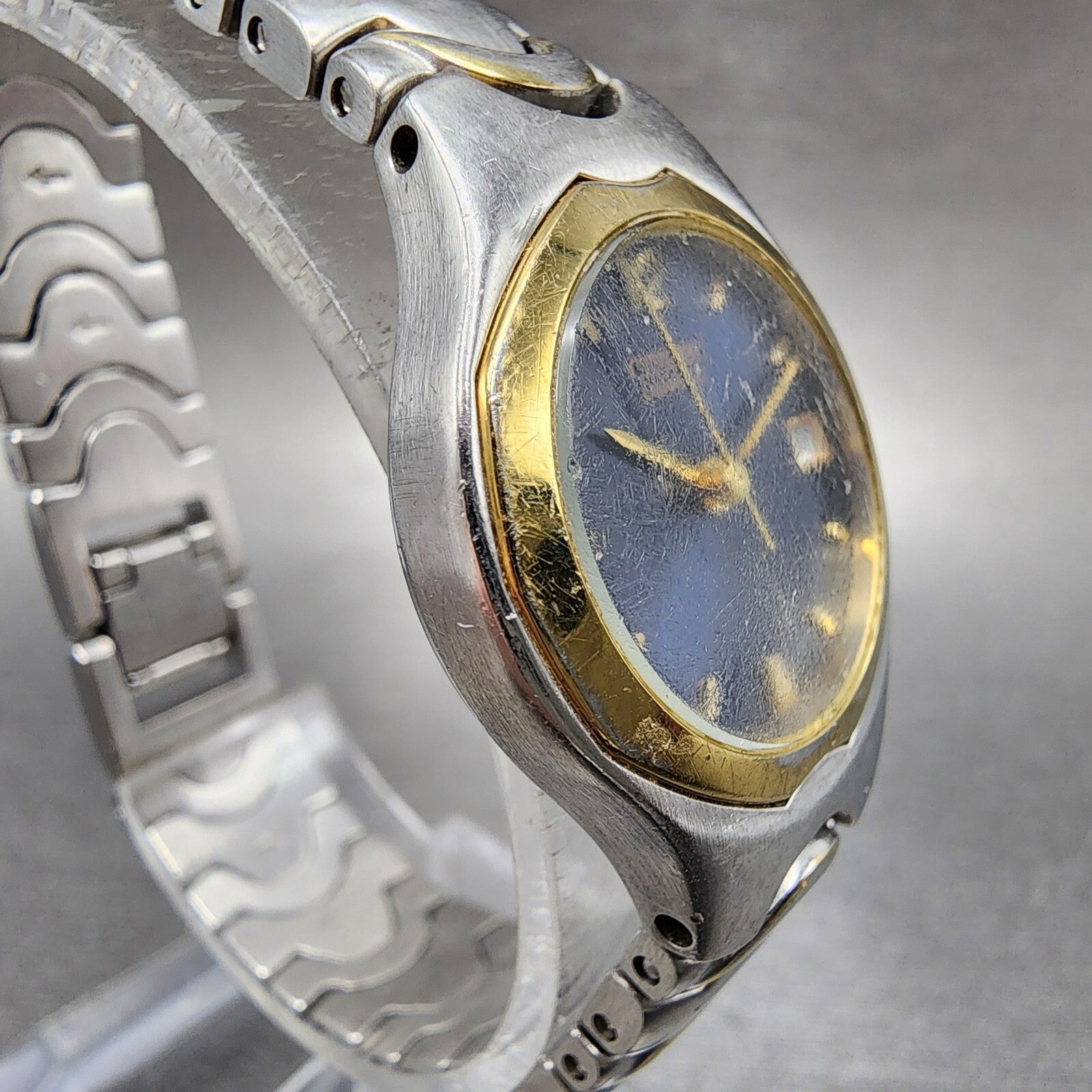 Citizen Watch Women 25mm Blue Dial Two Tone Date Round 1012S76183 New Battery3