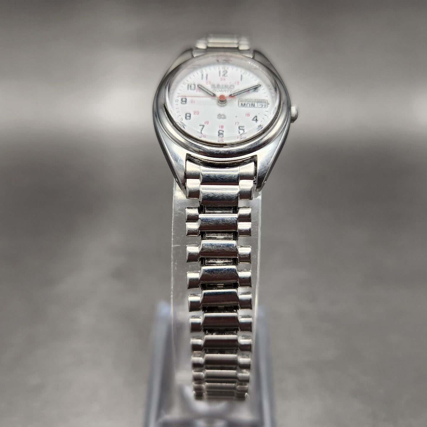 Seiko SQ Watch Women 24mm White Dial Silver Tone daydate 7n836a09 New battery5