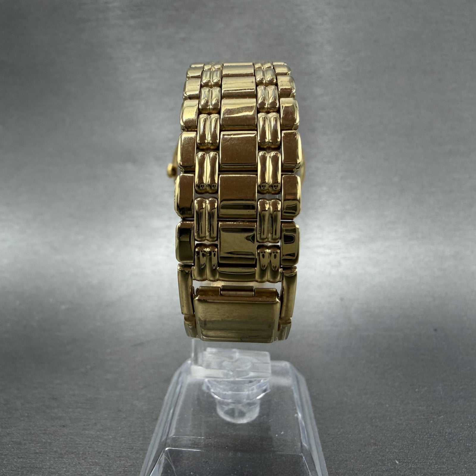 Seiko Watch Men 33mm Black Dial Gold Tone Round Vintage V7011T79 New Battery7