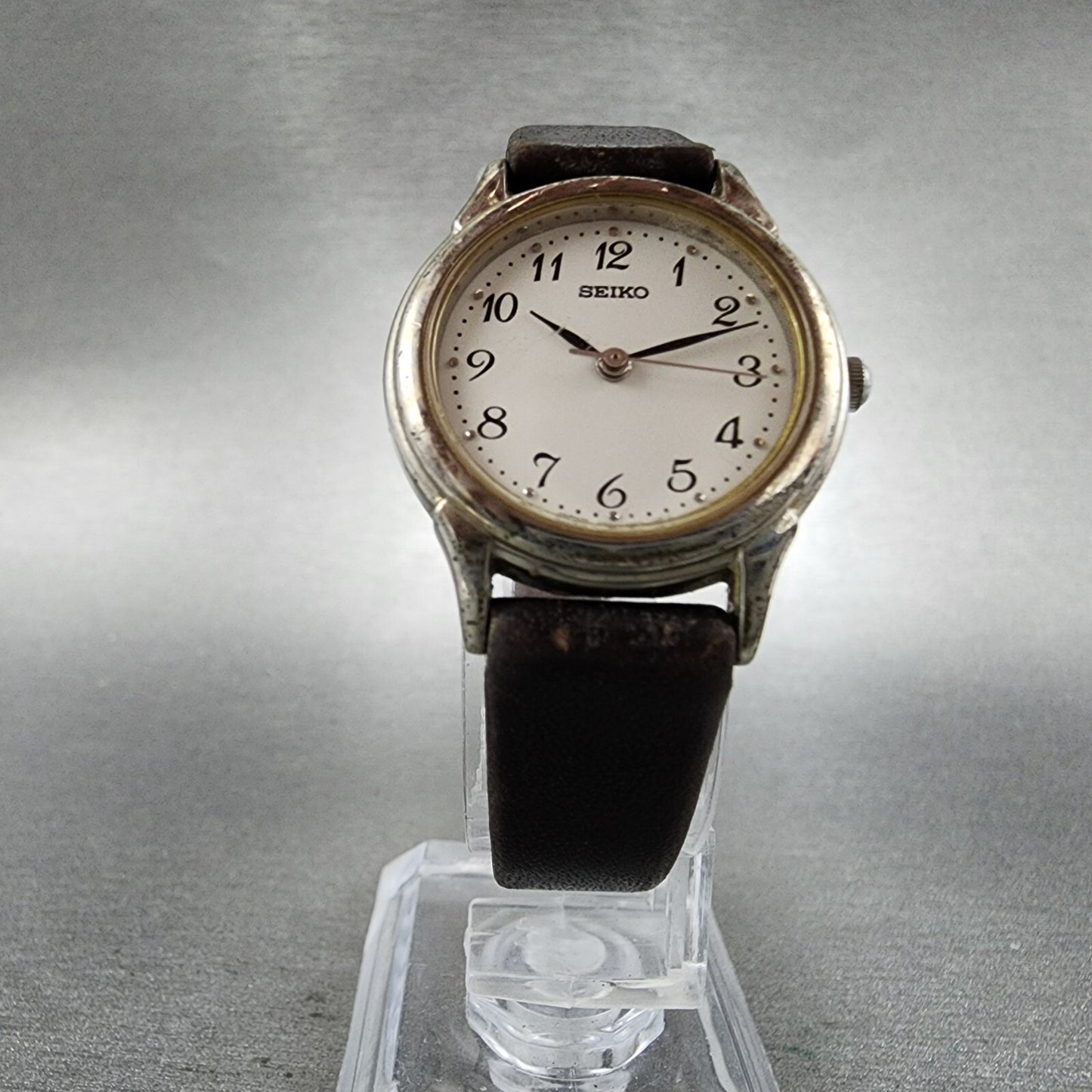 Seiko Watch Women 24mm White Dial Silver Tone Round 7N016880 New Battery5