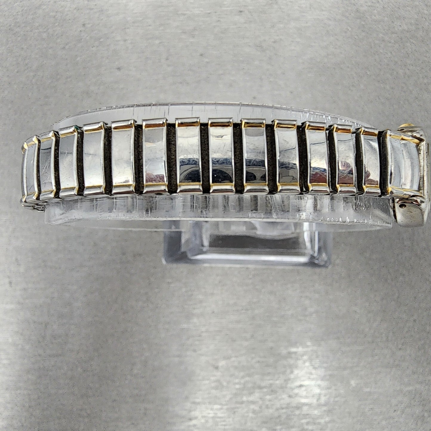 Seiko Watch Women 16mm Cream Dial Silver Tone Rectangle 1N015B69 New Battery9