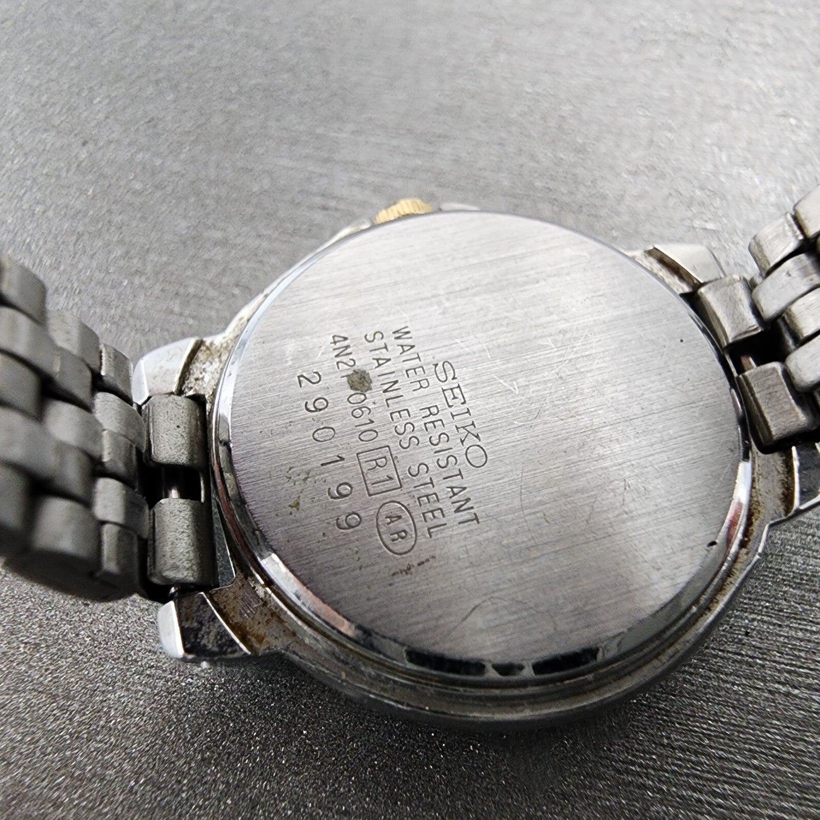 Seiko Lucent Watch Women 23mm White Dial Silver Tone Round 4N210610 New Battery9