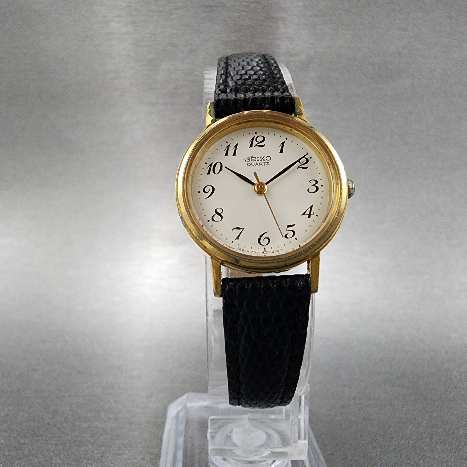 Seiko Watch Women 23mm White Dial Gold Tone 73210100 New Battery5