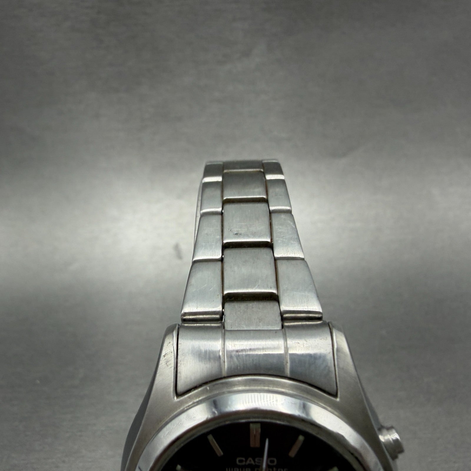 Casio LWQ-110DJ Watch Women 35mm Gray Dial Steel Date Solar Round Runs4