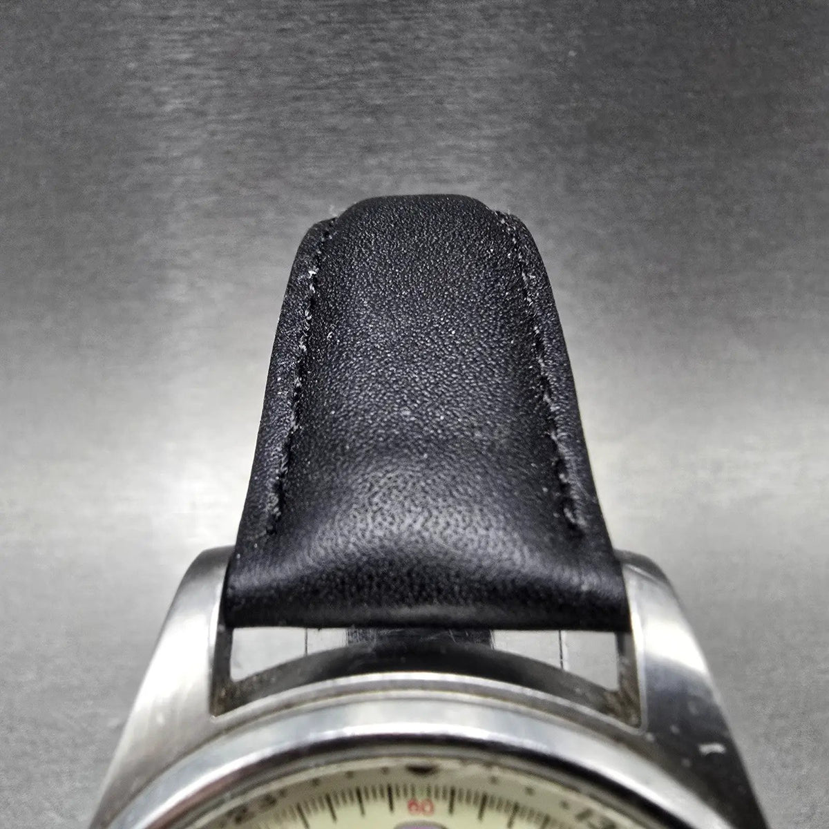 Wenger Swiss Military Watch Men 40mm Cream Dial Steel Date 79103 New Battery CH4