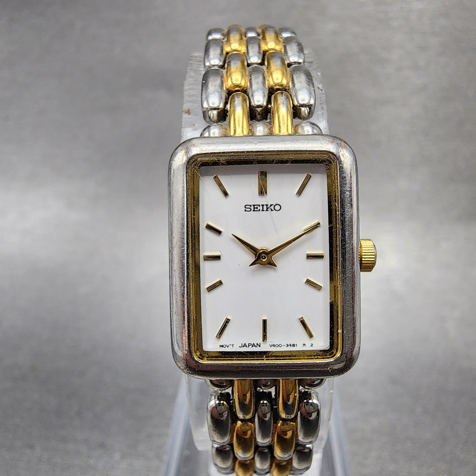 Seiko Tank Watch Women 17mm White Dial Two Tone Rectangle V4006179 New Battery0