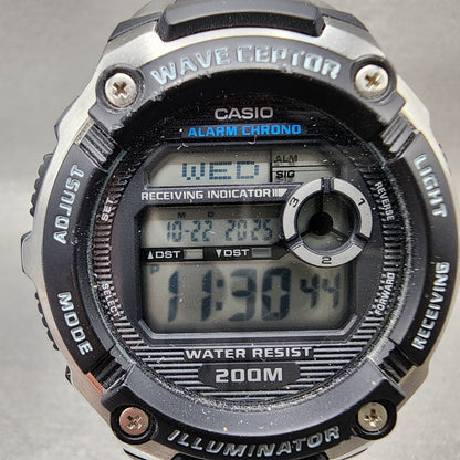Casio Waveceptor Watch Men 48mm Digital Black Silver Alarm Chrono WV200 New Bat1