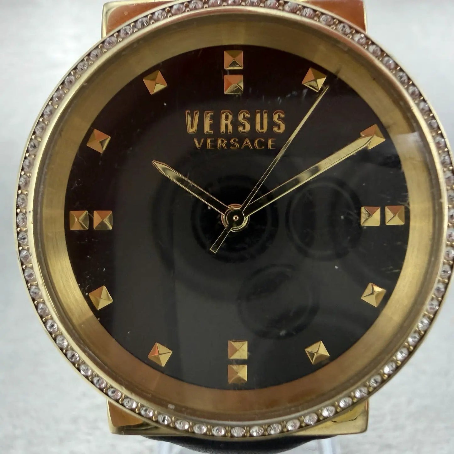 Versace Versus Watch Women 36mm Black Dial Gold Tone Round Leather New Battery1
