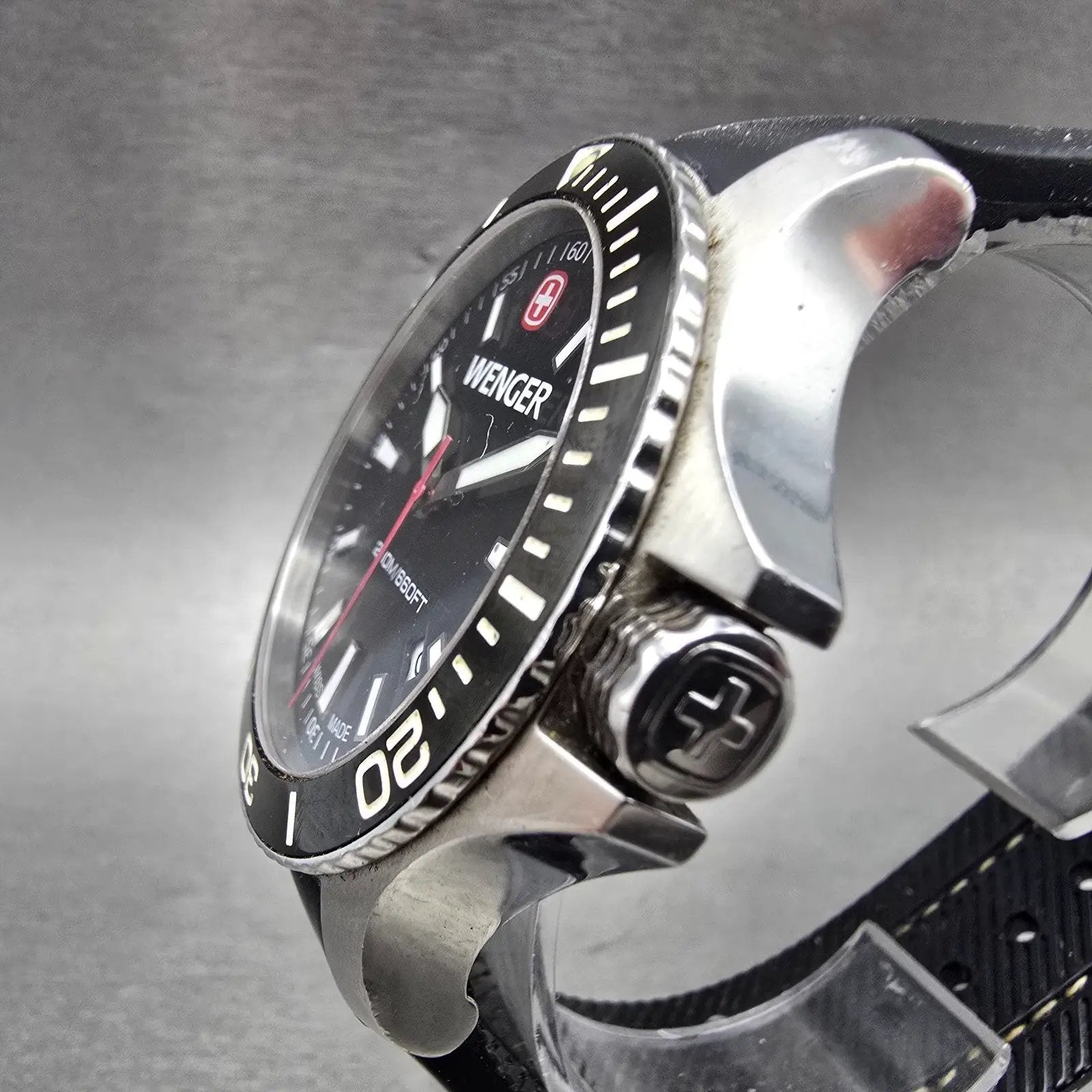 Wenger Dive Watch Men 43mm Black Dial Silver Tone Date 0641.10 New Battery2