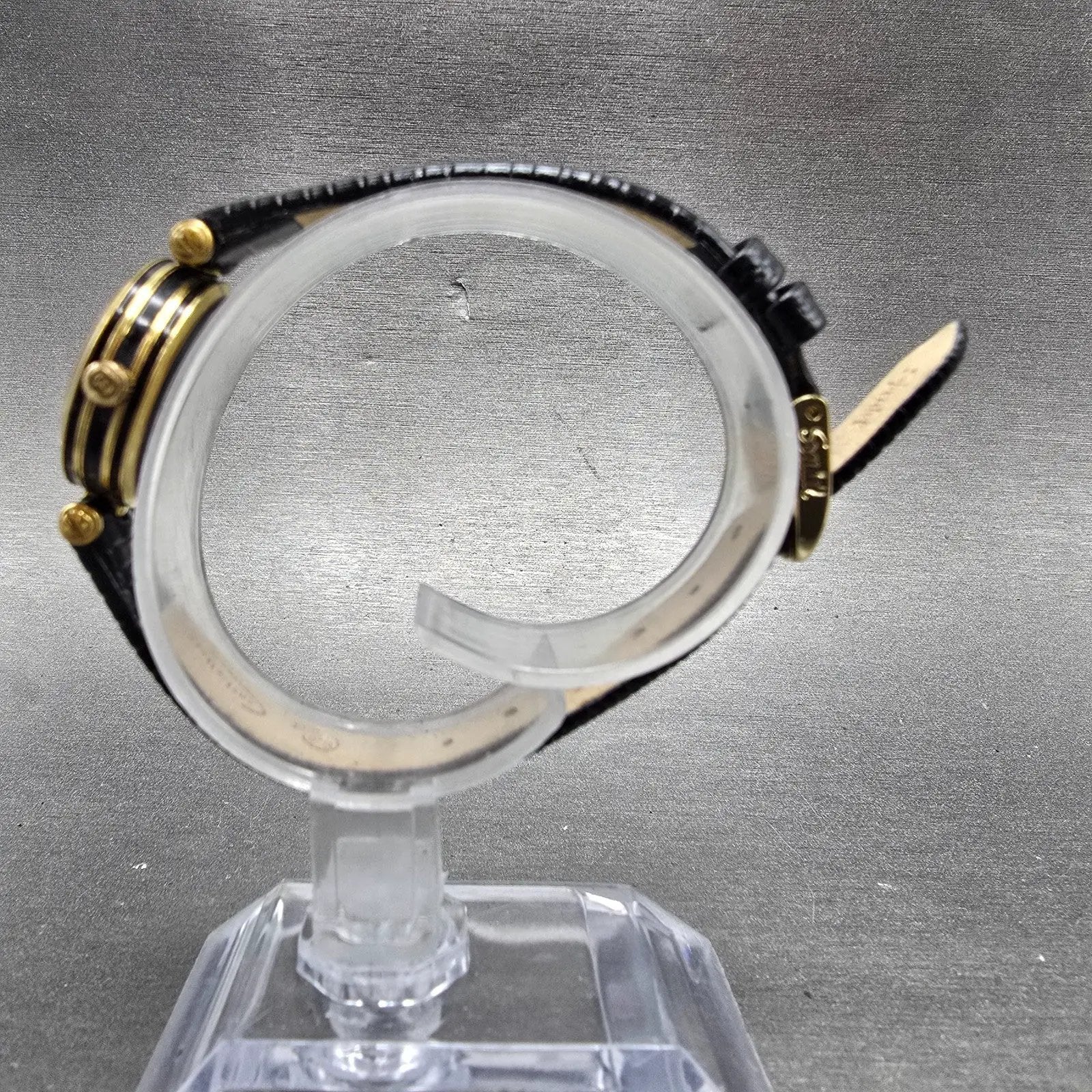 Gucci 2000L Watch Women 22mm Silver Dial Gold Plated Round New Battery Vintage6