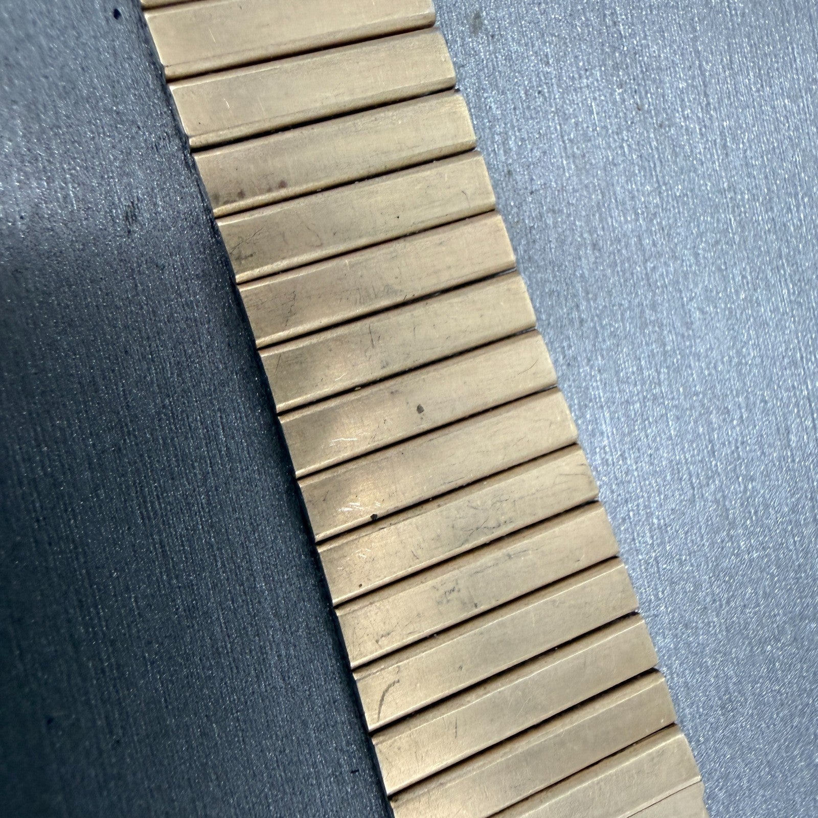 Seiko SQ Bracelet 18mm Stainless Steel Gold Tone Tri Folding Clasp Vintage Japan2