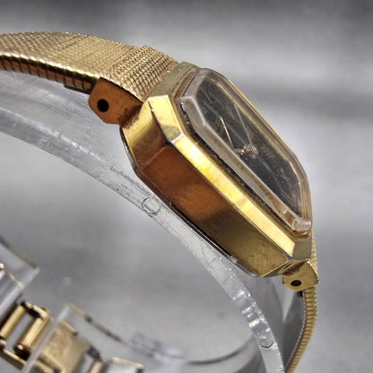 Seiko Watch Women 16mm Black Dial Gold Tone Rectangle 2B20-5019 New Battery VTG3