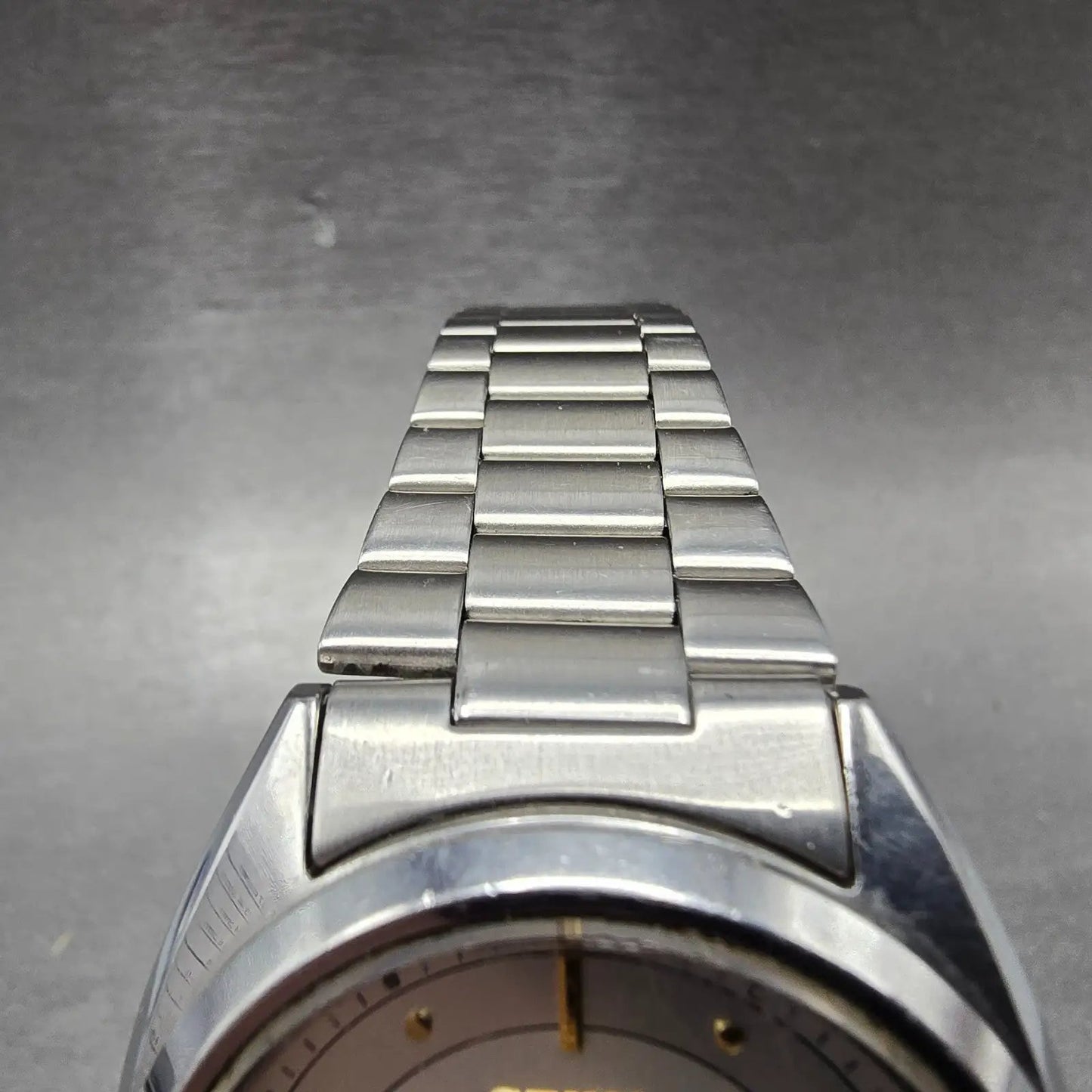 Seiko 5 Automatic Watch Men 37mm Silver Dial Silver Tone Daydate 7S26-3040 Runs4
