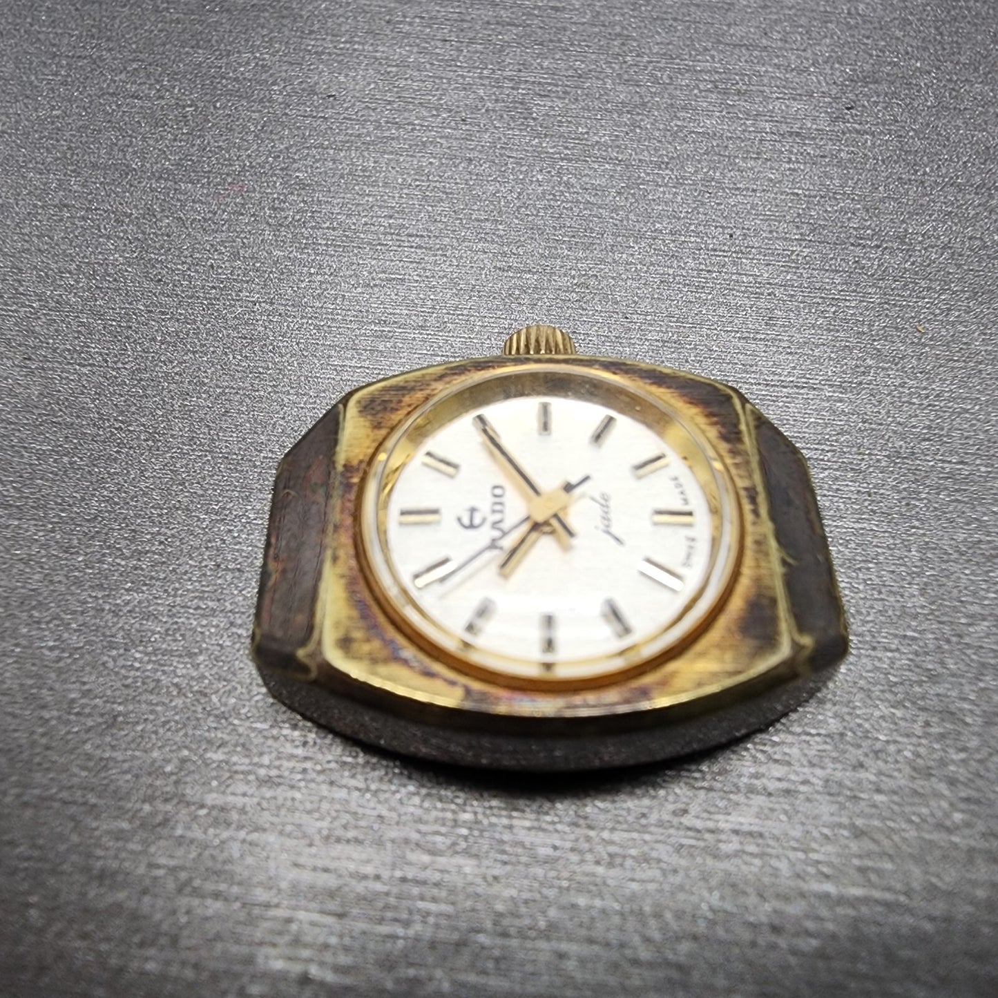 Rado jade Watch Women 19mm Champagne Dial Gold Tone Round Manual Wind Runs3
