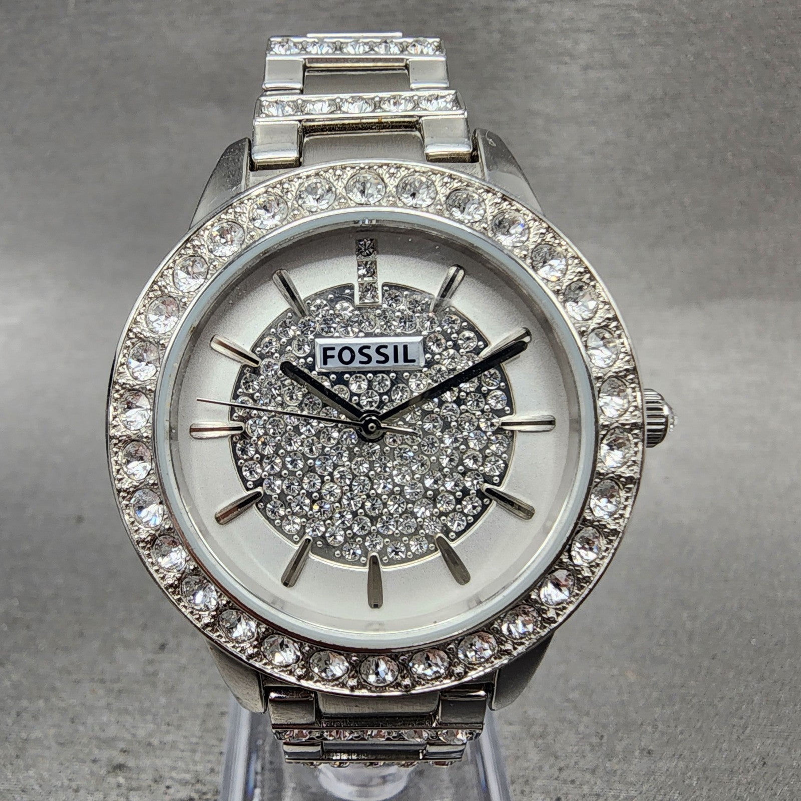 Fossil Watch Women 34mm Silver Dial Silver Tone Round ES3097 New Battery0