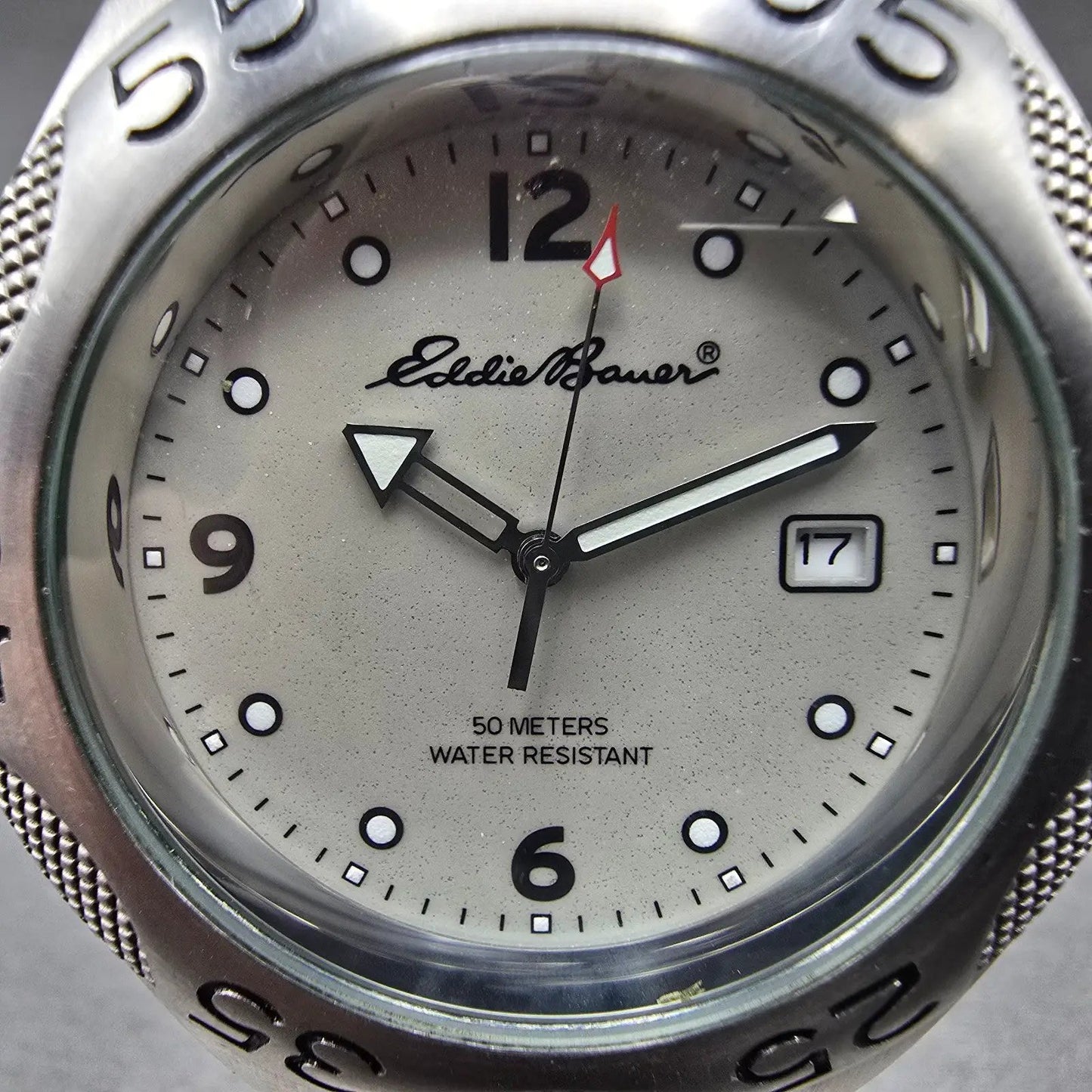 Eddie Bauer Dive Watch Men 41mm Silver Dial Silver Tone Date Round New Battery1