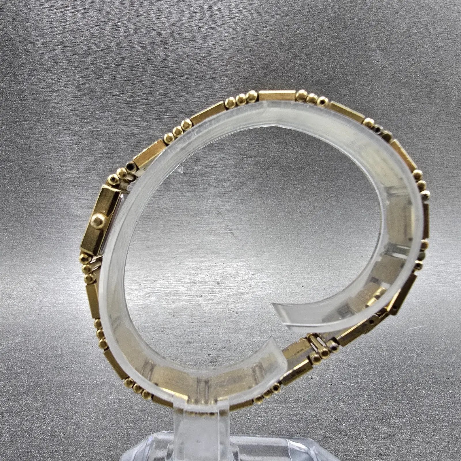 Seiko Watch Women 13mm Champagne Dial Gold Tone Square 1E20-5200 New Battery VTG6