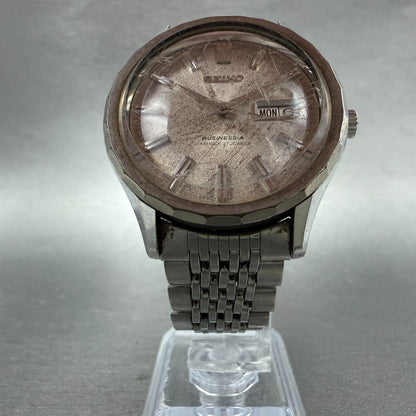 Seiko Business A Watch Men 37mm Silver Dial Silver Tone Daydate 8346-9010 PARTS6
