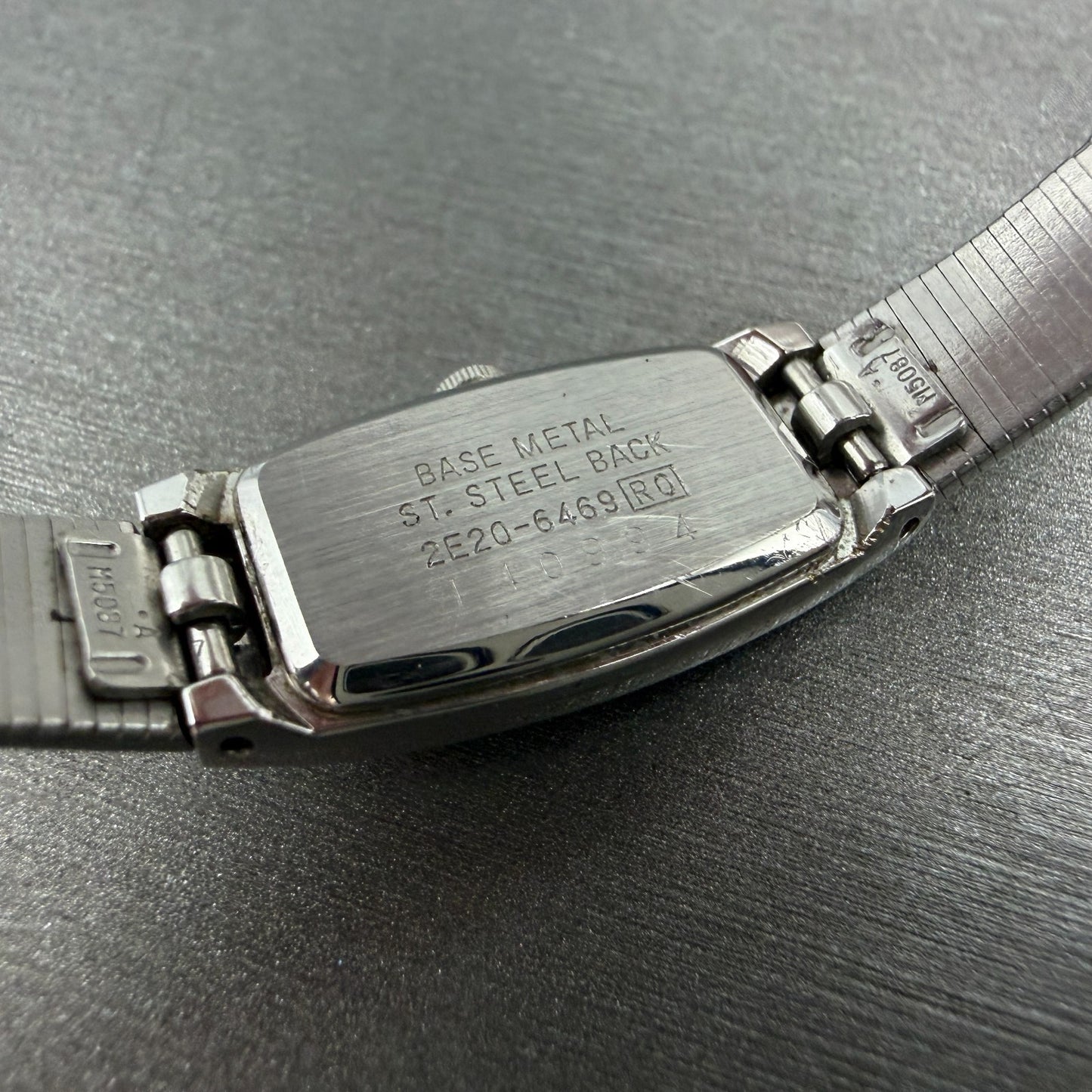 Seiko Tank Watch Women 13mm Silver Dial Silver Tone 2E20-6469 New Battery9