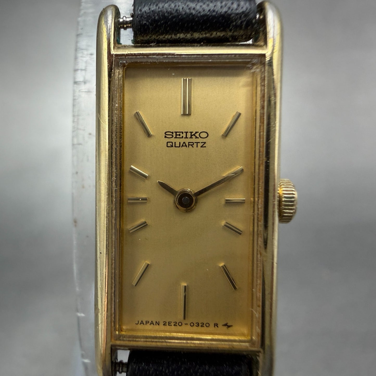 Seiko Tank Watch Women 12mm Champagne Dial Gold Tone 2E20-5239 New Battery NJHD1