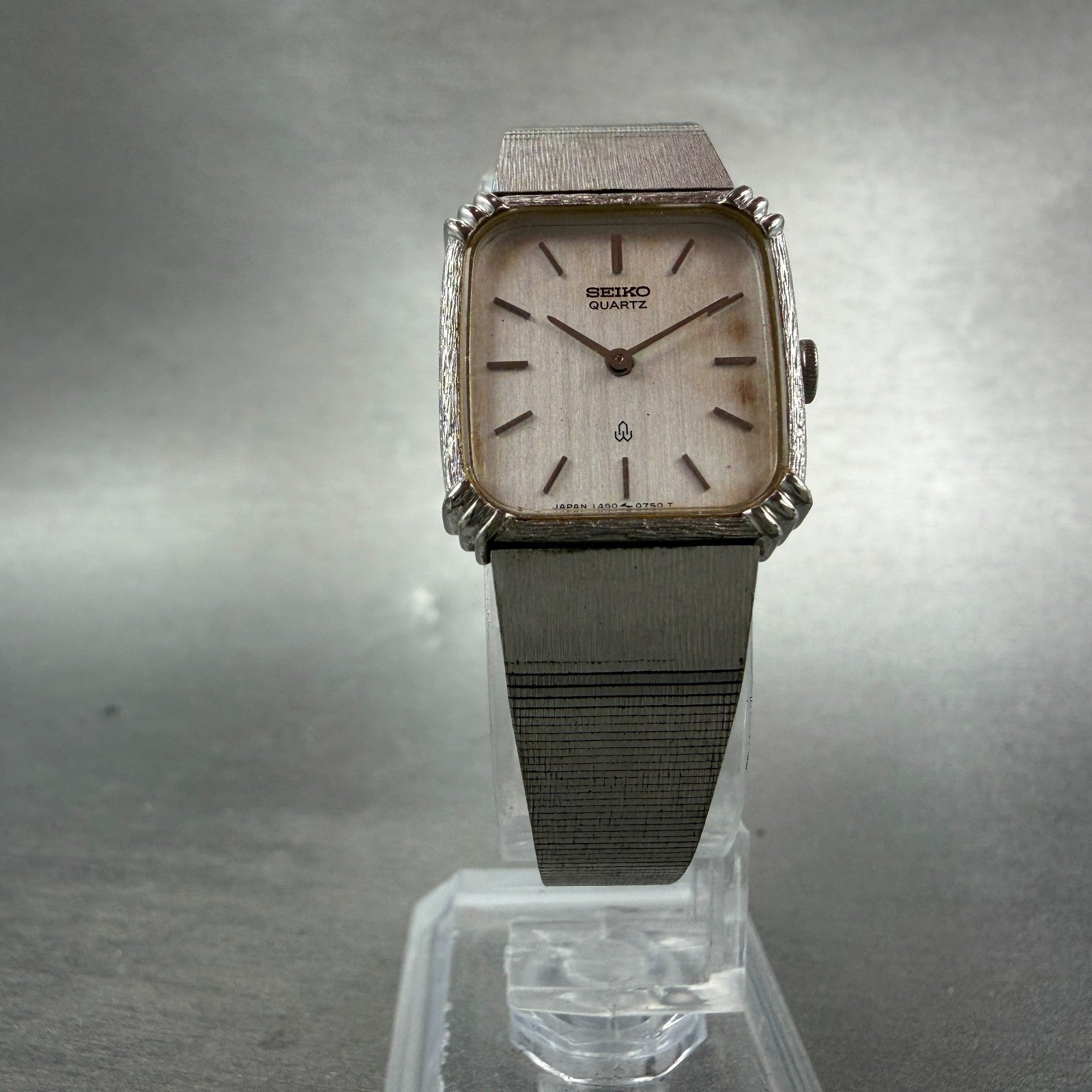 Seiko Watch Women 20mm Silver Dial Silver Tone Square 1400-5480 New Battery5