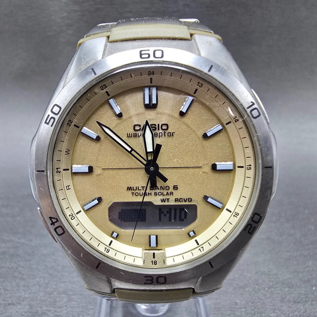 Casio Wave Ceptor Watch Men 43mm Champange Dial Silver Solar Alarm Daydate Runs0