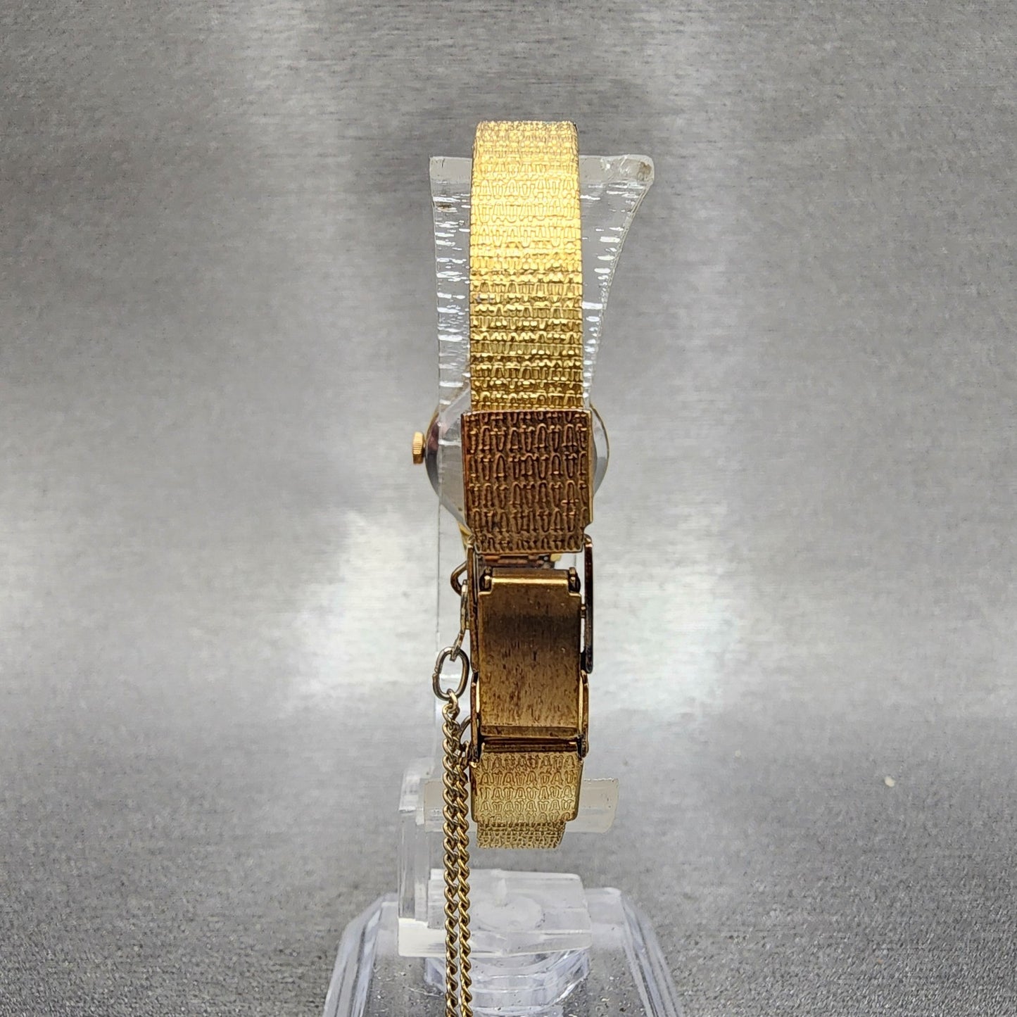 Seiko Watch Women 20mm Champagne Dial Gold Tone Oval 14215710 New Battery7