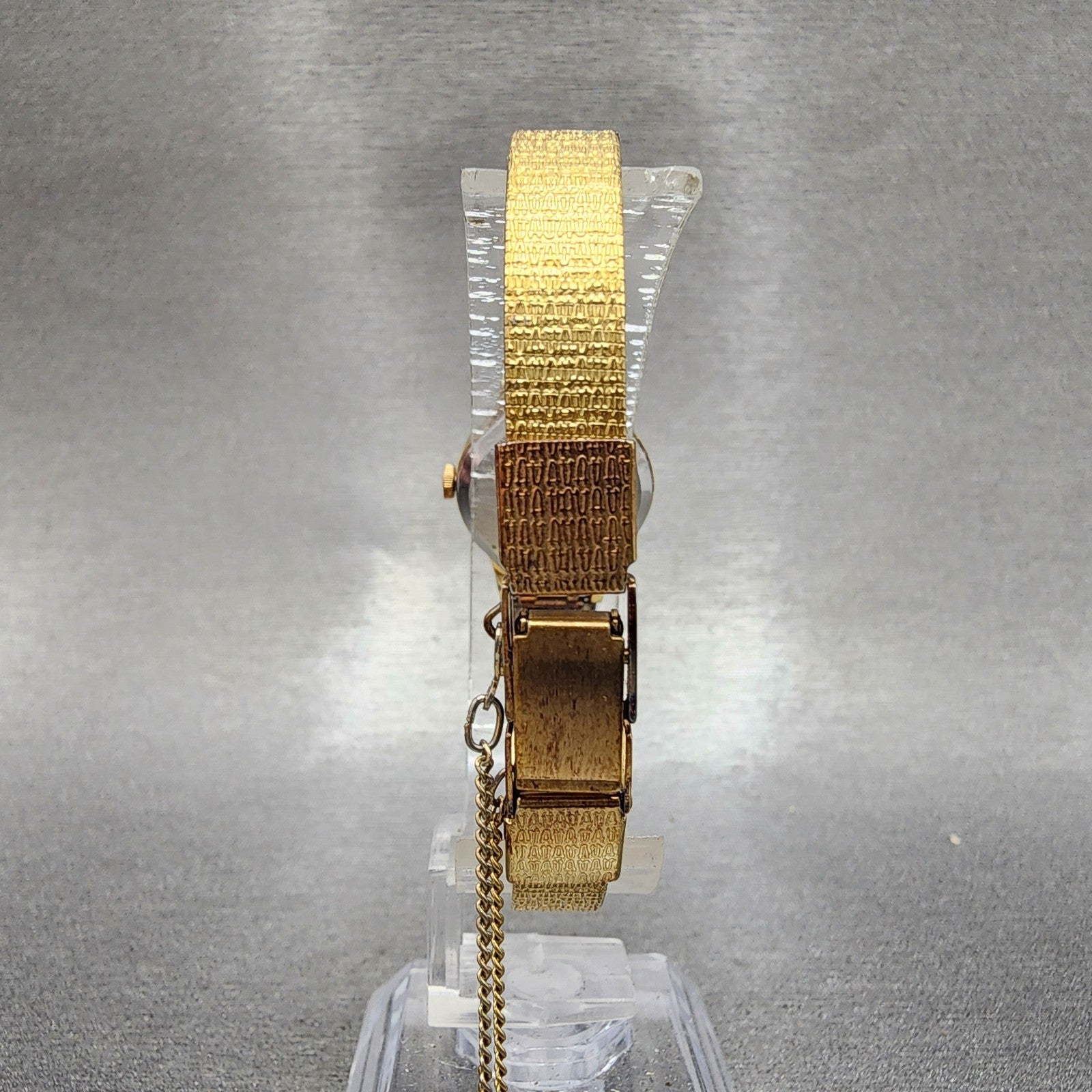Seiko Watch Women 20mm Champagne Dial Gold Tone Oval 14215710 New Battery7