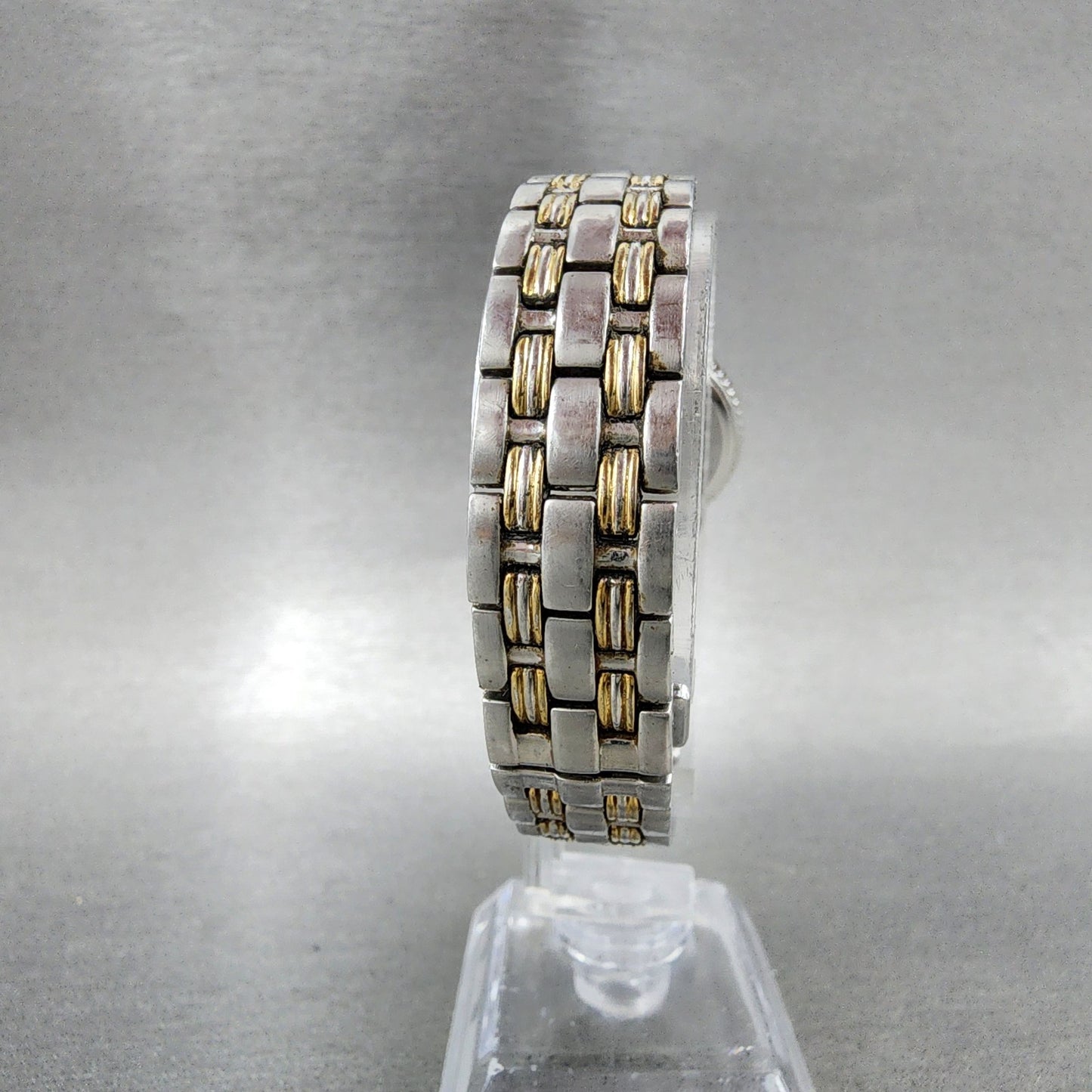 Seiko Watch Women 27mm MOP Dial Two Tone Date Round 7N820BR0 New Battery7