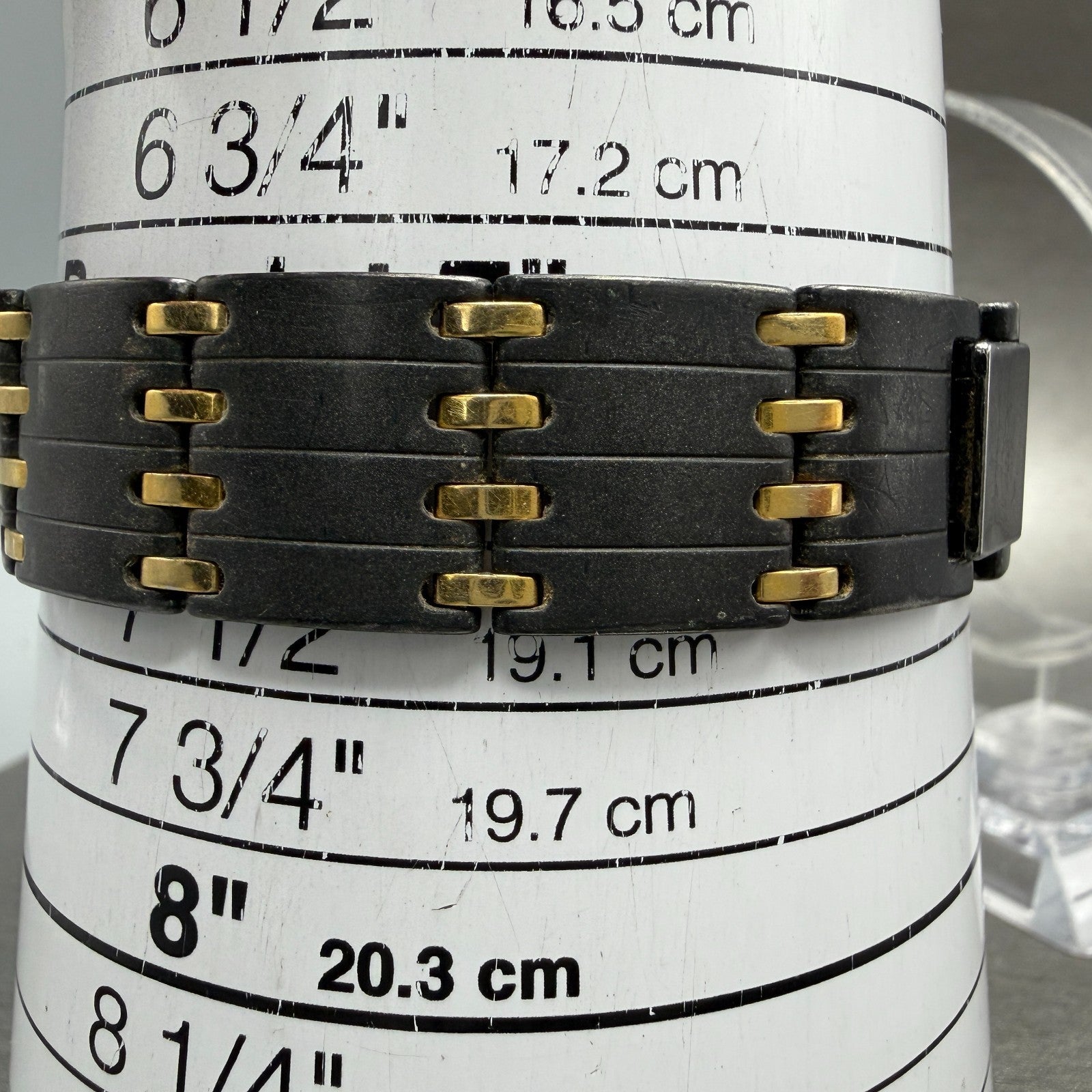 Seiko Watch Women 30mm Black Dial Black & Gold Tone Round 5P30-6A39 New Battery10