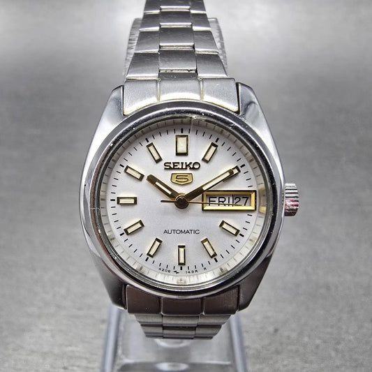 Seiko 5 Automatic Watch Women 25mm Silver Dial Silver Round 4206-0332 Works0