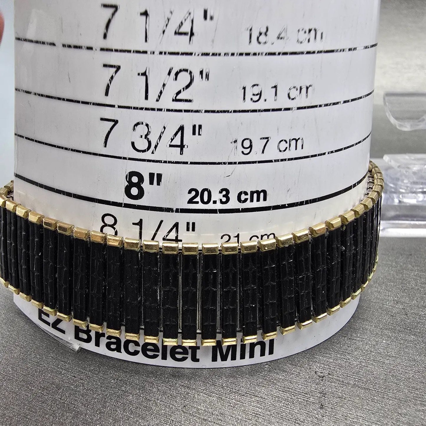 Citizen Watch Men 33mm Black Dial Gold Tone Date Round 5510-K06860 New Battery F10