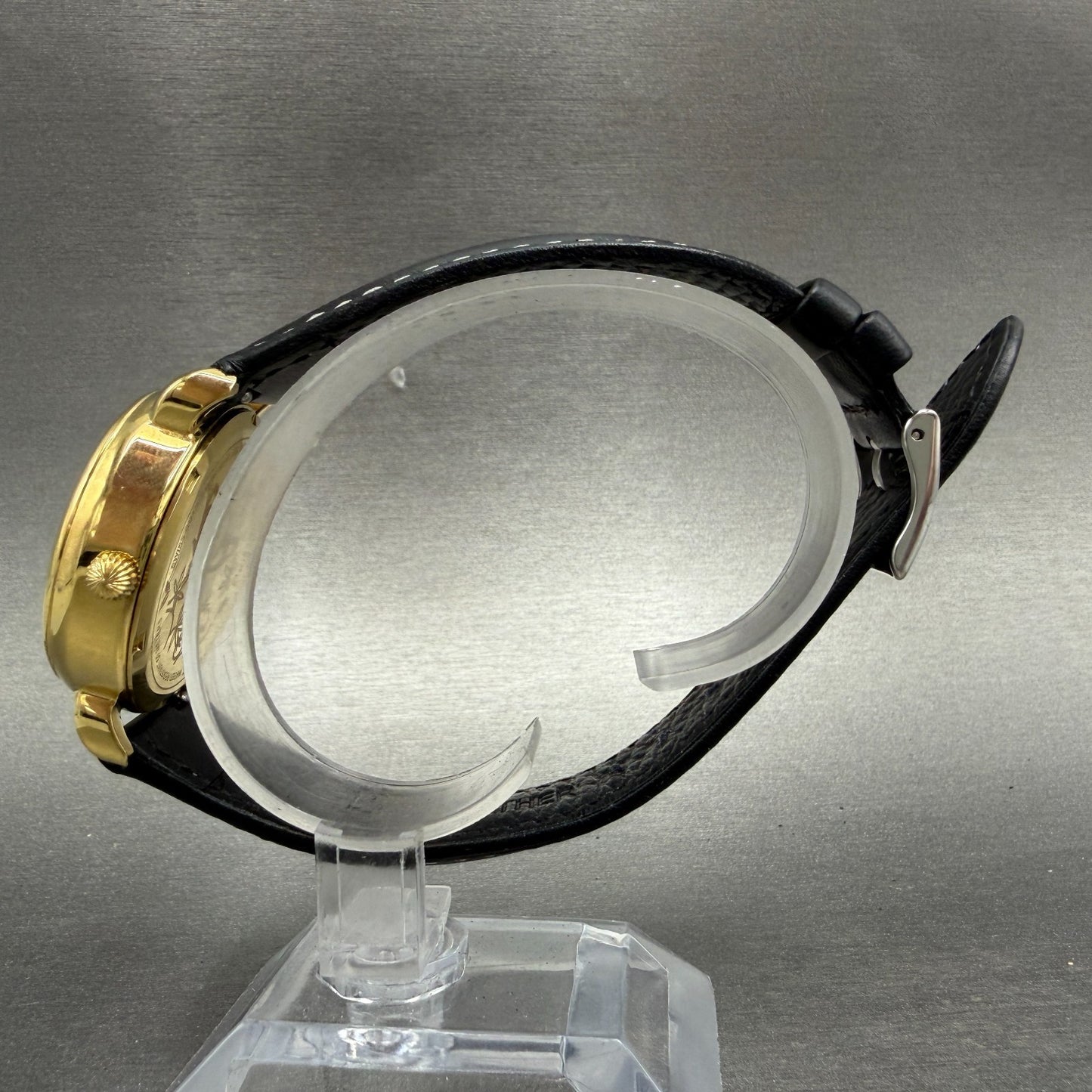 Stuhrling Jezebel Watch Women 29mm White Dial Gold Tone Round New Battery6