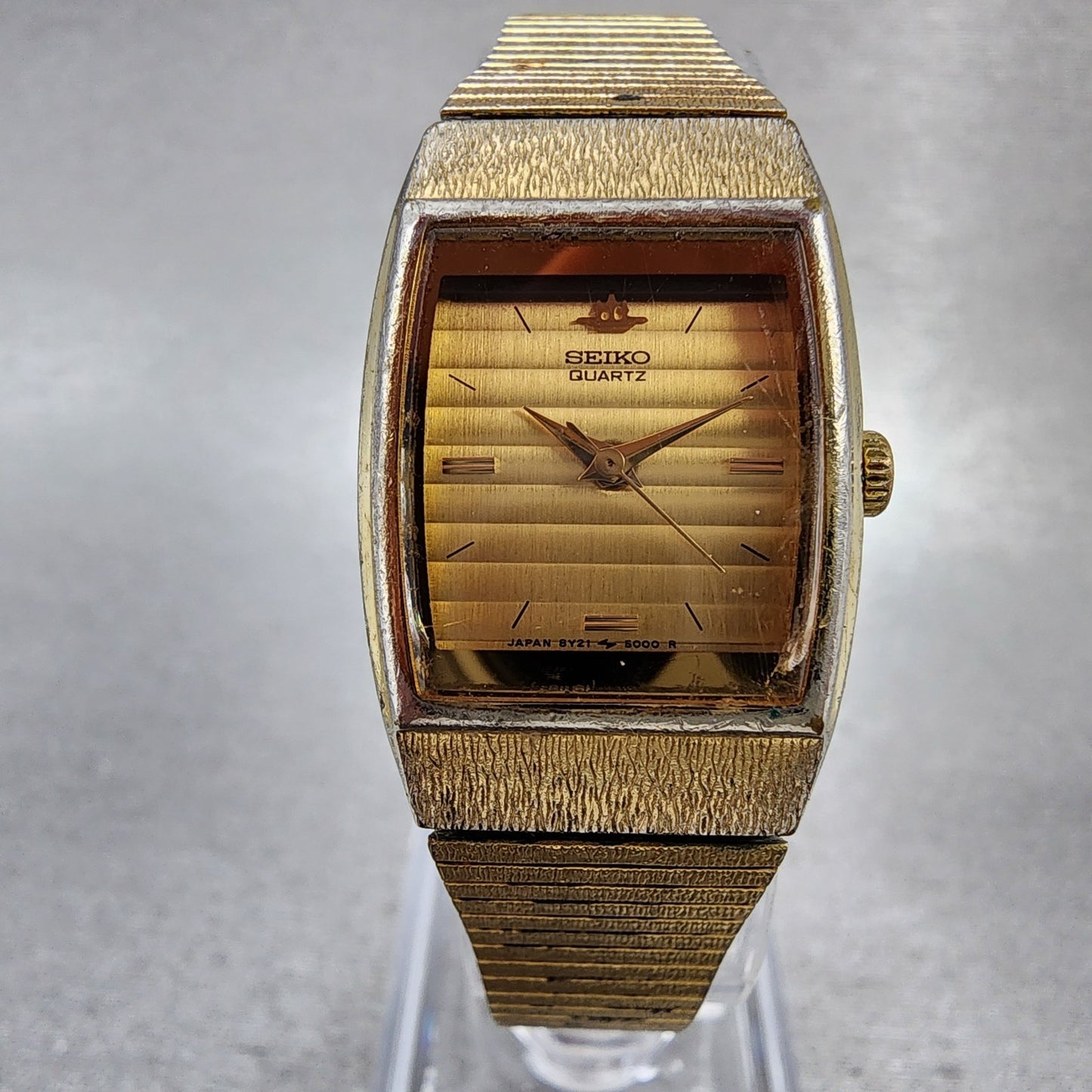 Seiko Watch Women 19mm Champagne Dial Gold Tone Rectangle 8y215000 New Battery1