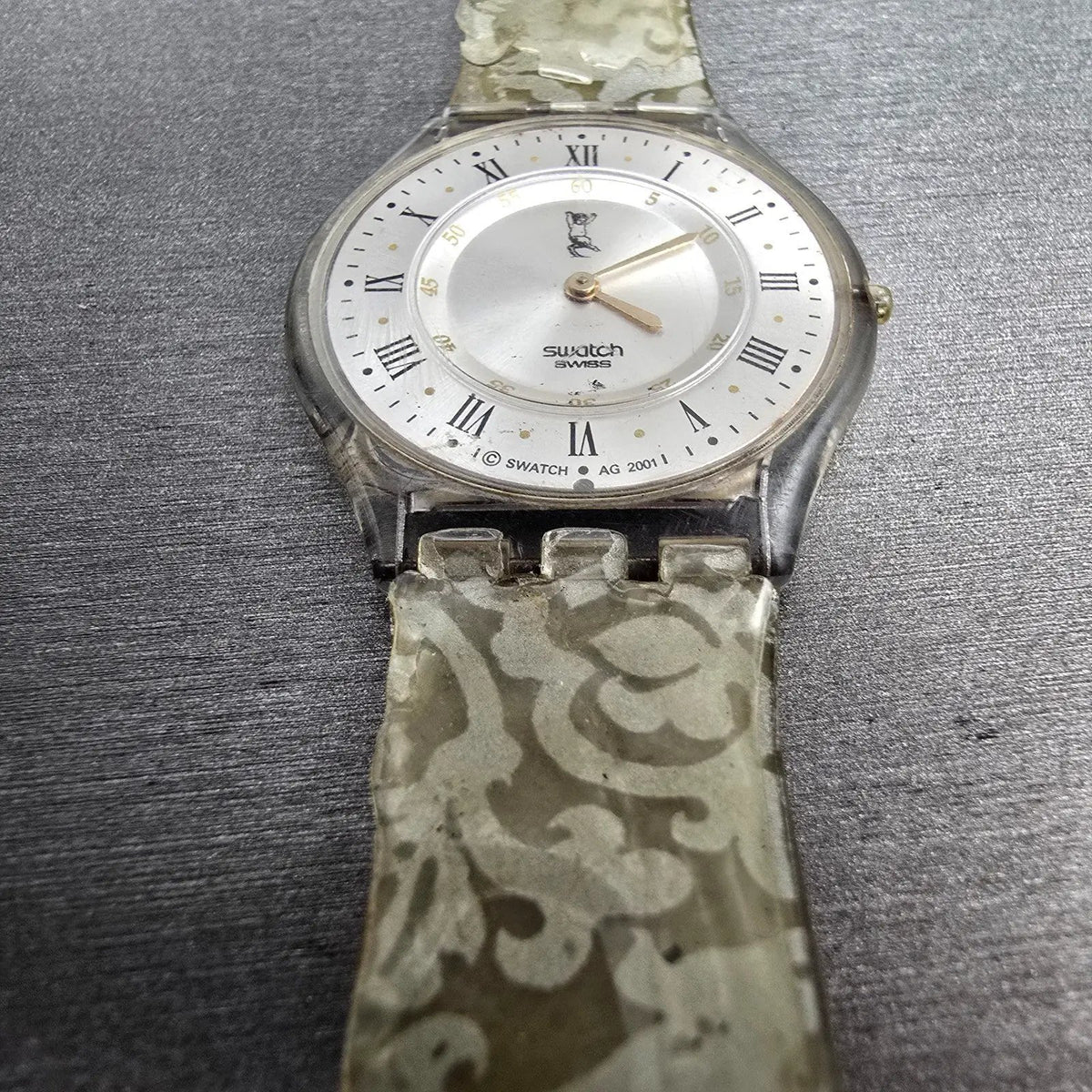 Swatch Portrait Watch Men 34mm Silver Dial Clear Case Round SFK150P New Battery6
