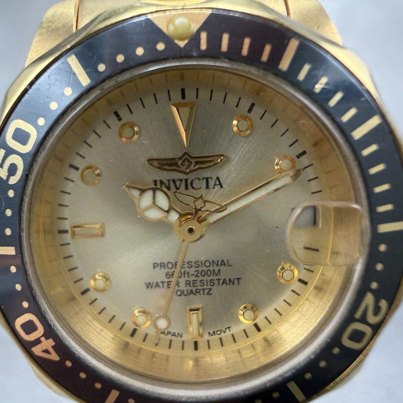 Invicta Pro Diver Watch Women 25mm Champagne Dial Gold Tone Date 14987 New Batt1