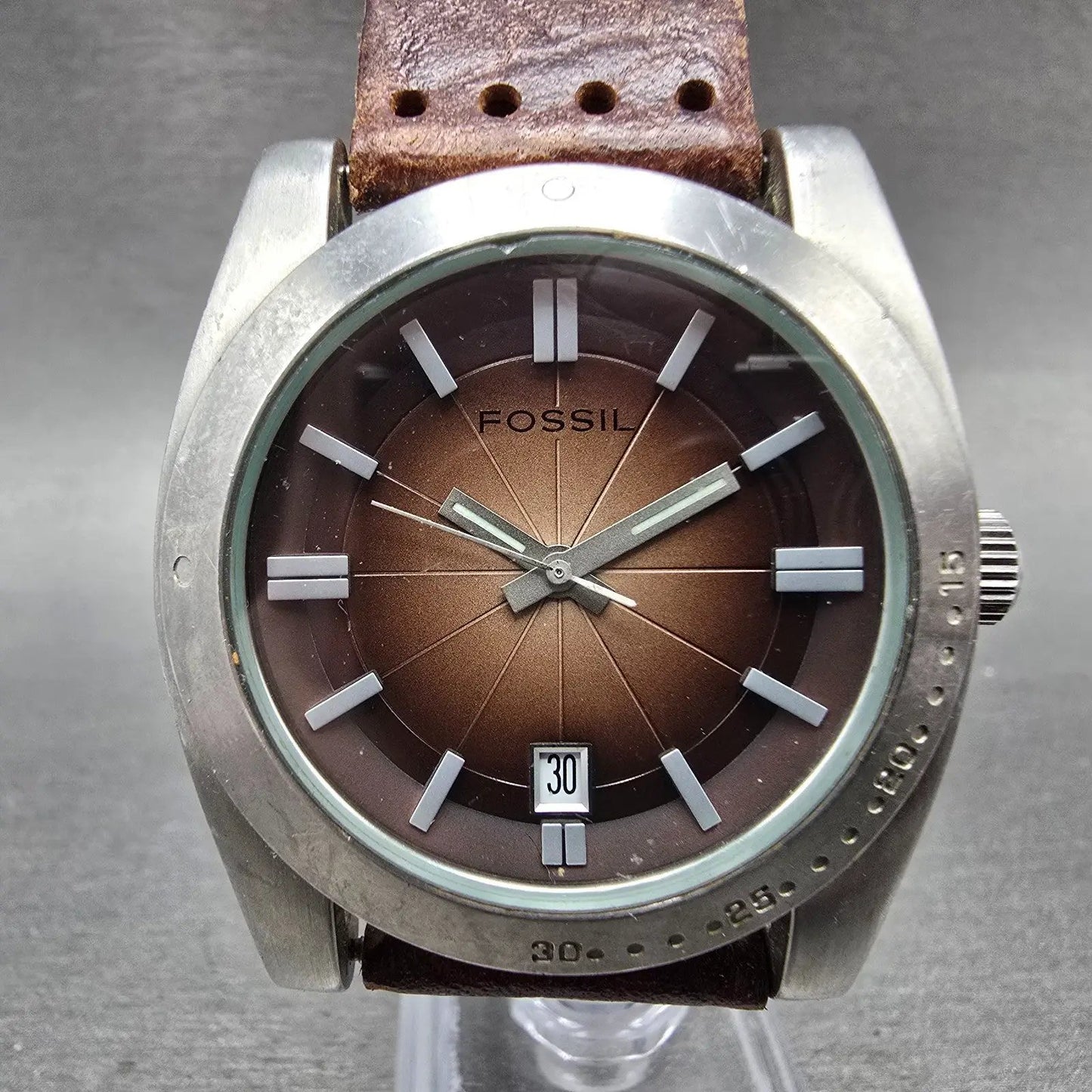 Fossil Watch Men 40mm Brown Dial Silver Tone Date Round JR-9162 New Battery0