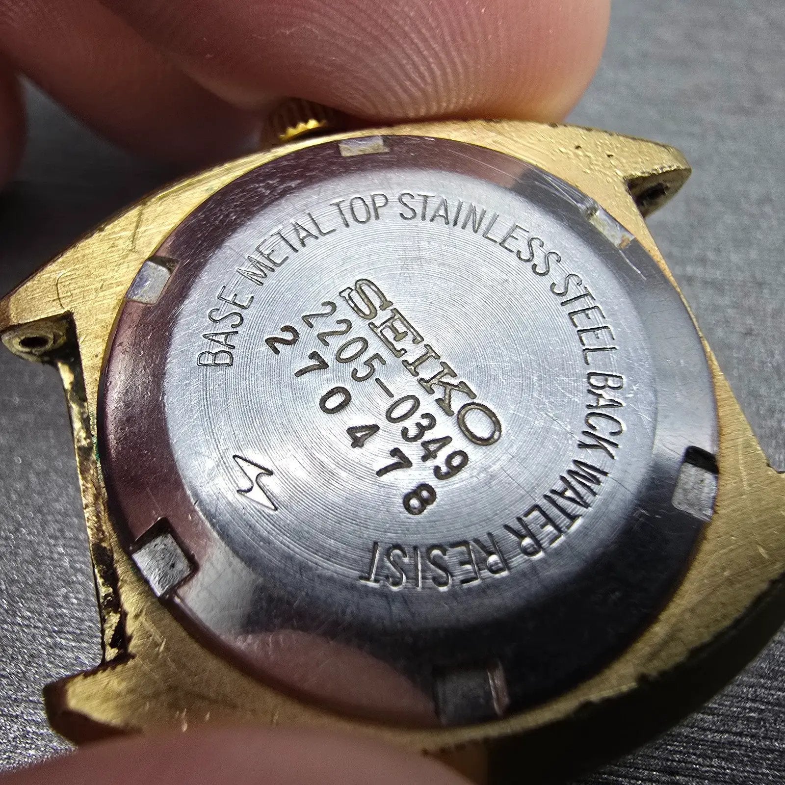 Seiko Automatic Watch Women 29mm Green Dial gold Tone Date 2205-0349 PARTS VTG7