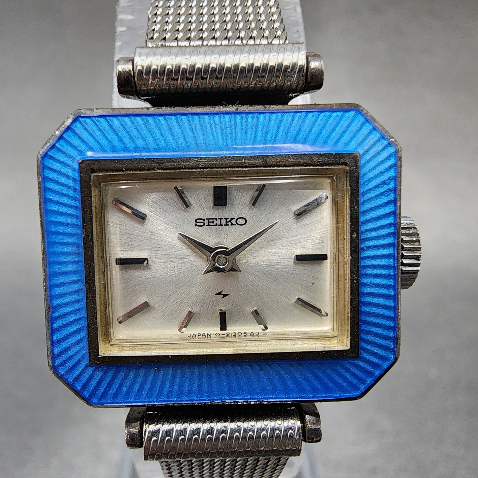 VTG Seiko Watch Women 22mm Silver Dial Blue bezel Silver Case Octagon Runs1