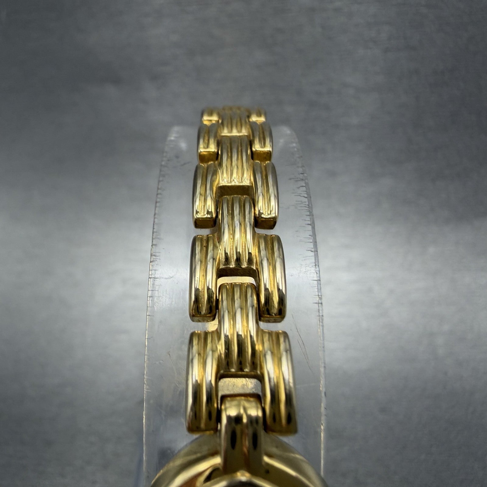 Citizen Watch Women 16mm Black Dial Gold Tone Oval 3220326091 New Battery4