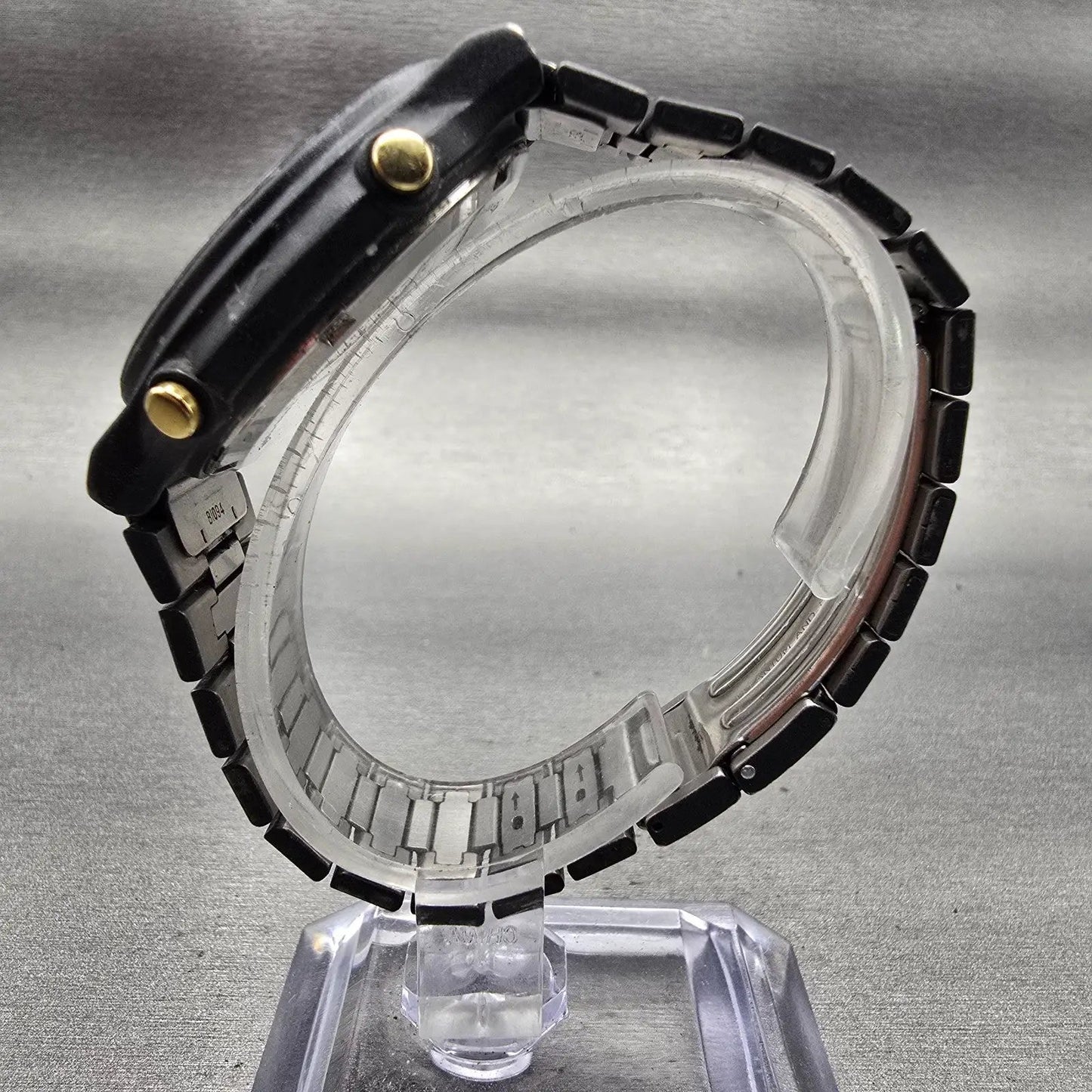 Seiko Sports 100 Chronograph Watch Men 39mm Black Dial Titanium 7A28-7069 NewBat6