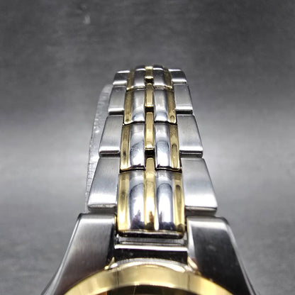 Seiko Solar Watch Women 28mm White Dial Two Tone Date Round V137-0BM0 Runs4
