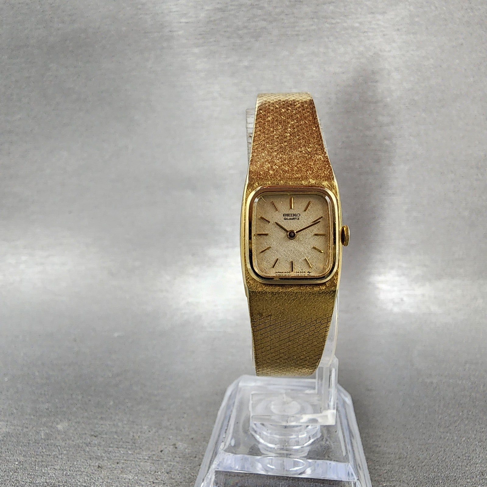 Seiko Tank Watch Women 17mm Champagne Dial Gold Tone Rectangle 14005259 New Bat5